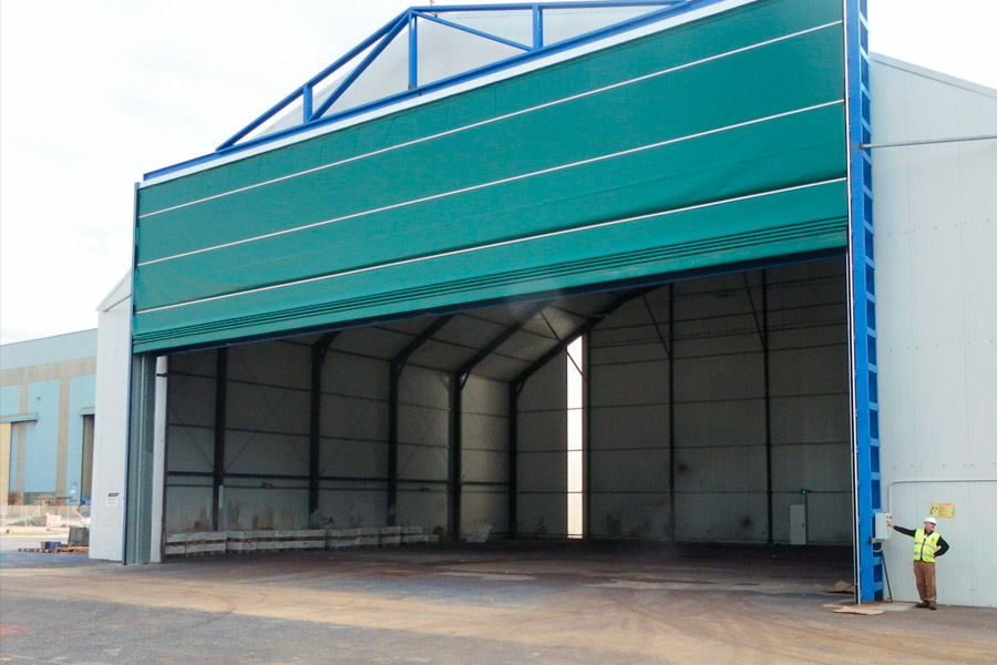 Puertas-de-hangar-05-900x600